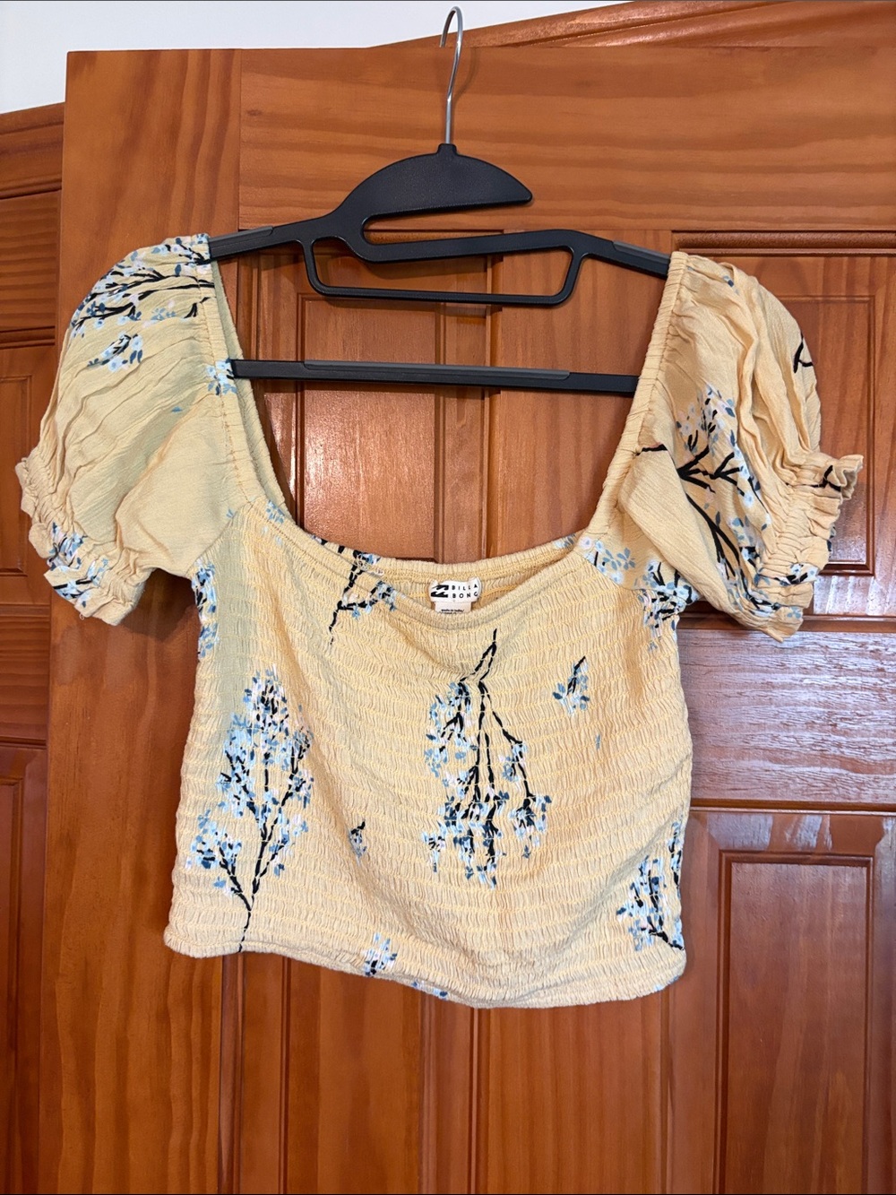 Yellow Floral Smocked Puff-Sleeve Crop Top billabong medium